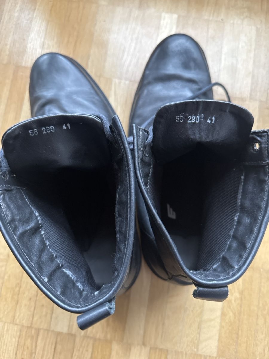 Scarpe da uomo: Black Leather Boots (Practically New) N°44 – Nuovo (secondo la descrizione) da Dielsdorf venduto da jpc_2qlb 2