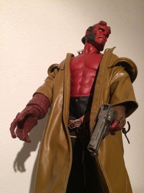 Figurines: HELLBOY PREMIUM FORMAT Sideshow (2004/sehr selten!) – D'occasion à Benken SG par Moviestars 3