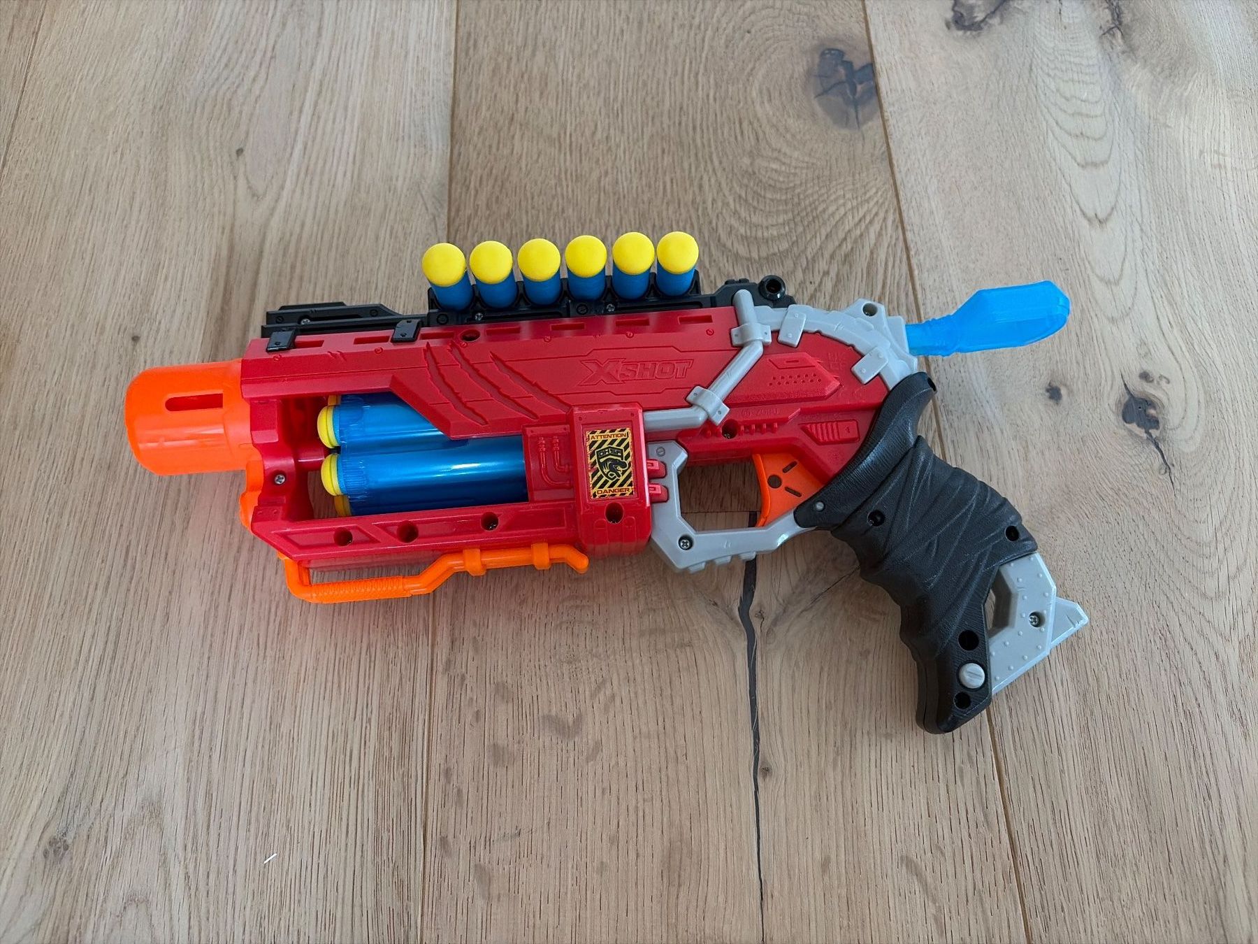 Spielzeuge: XShot Dino Attack Striker – Gebraucht aus Küttigen von mar_km8k