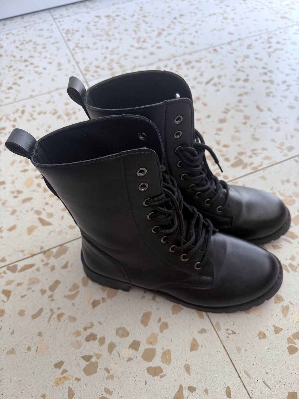 H&M Scarpe da donna: Bottines – Usato da Lausanne venduto da Ana_Agelina17