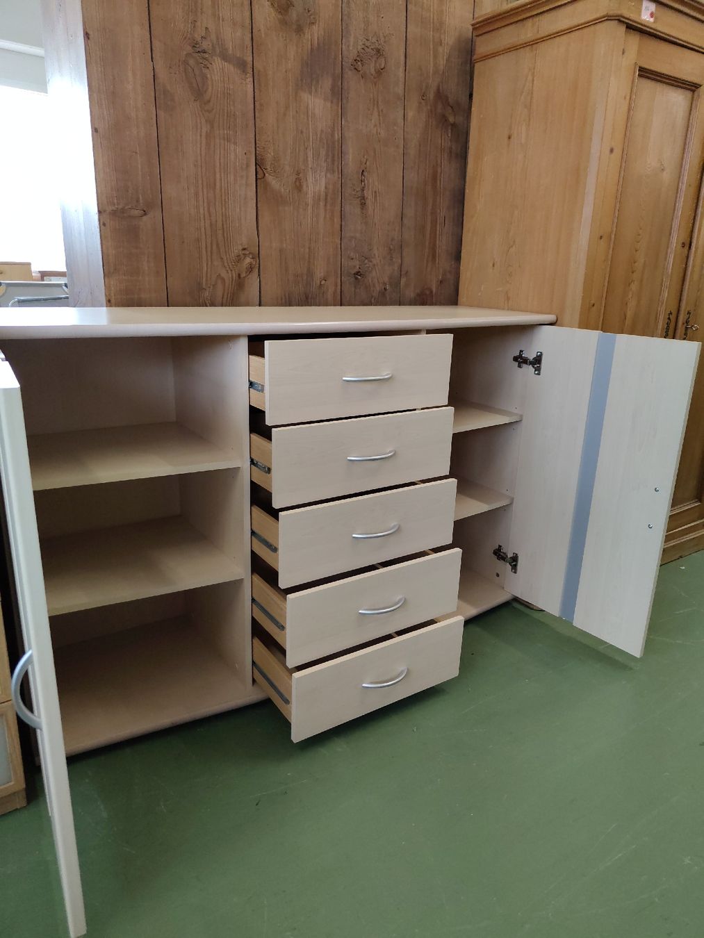 Kommoden: Kommode helles Holz mit fünf Schubladen – Gebraucht aus Pratteln von Cartonsducoeur_bl 1