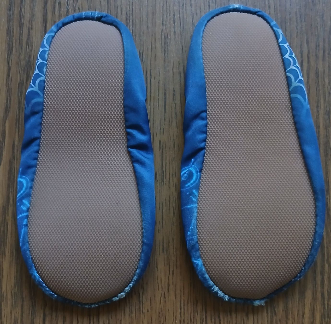 Scarpe per ragazzi: Turntäppeli Spiderman Grösse 26 – Usato da Sissach venduto da mar_xc7r 2