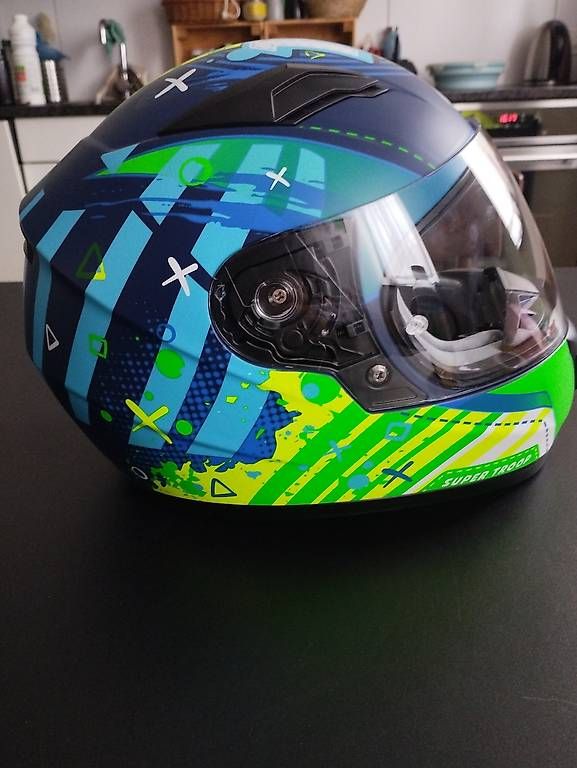 Helme & Visiere: Motorrad Kinderhelm – Gebraucht aus Zürich von now_g8ll 1