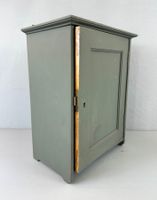 ♦️ ALTER WANDSCHRANK OHNE SCHLÜSSEL AB 1.- !!!