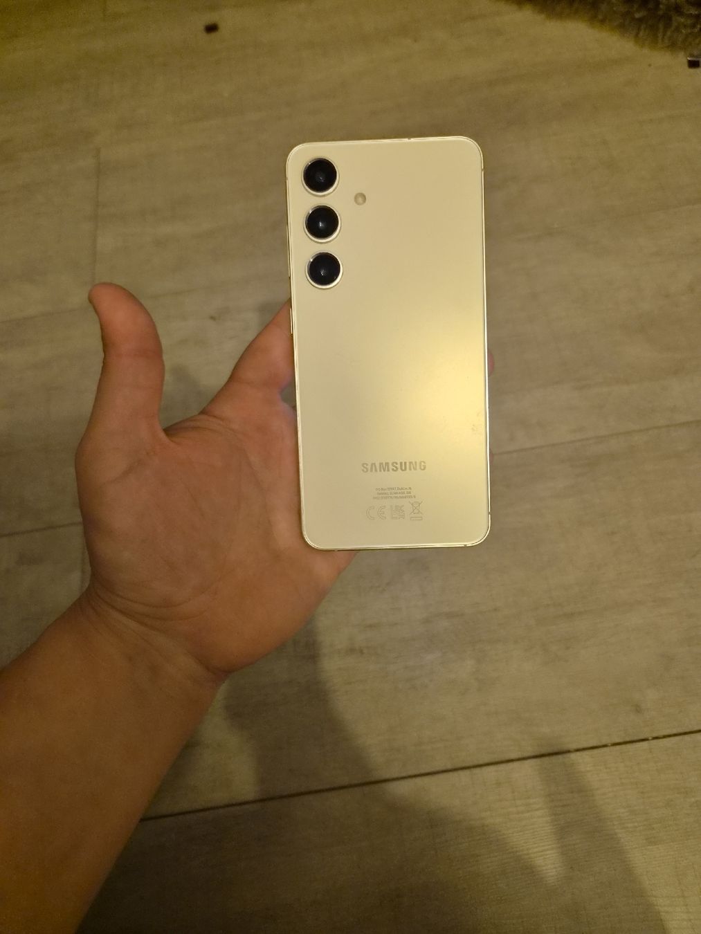 Samsung Handys / Smartphones: samsung s24 256gb – Neu (gemäss Beschreibung) aus Thônex von tif_95r9