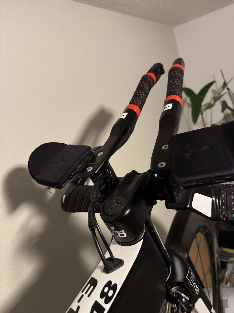 Biciclette: Argon 18 E-118 Tri, Top Zustand, Di2 Triathlonrad – Usato da Rüti ZH venduto da Oldexplorer 9