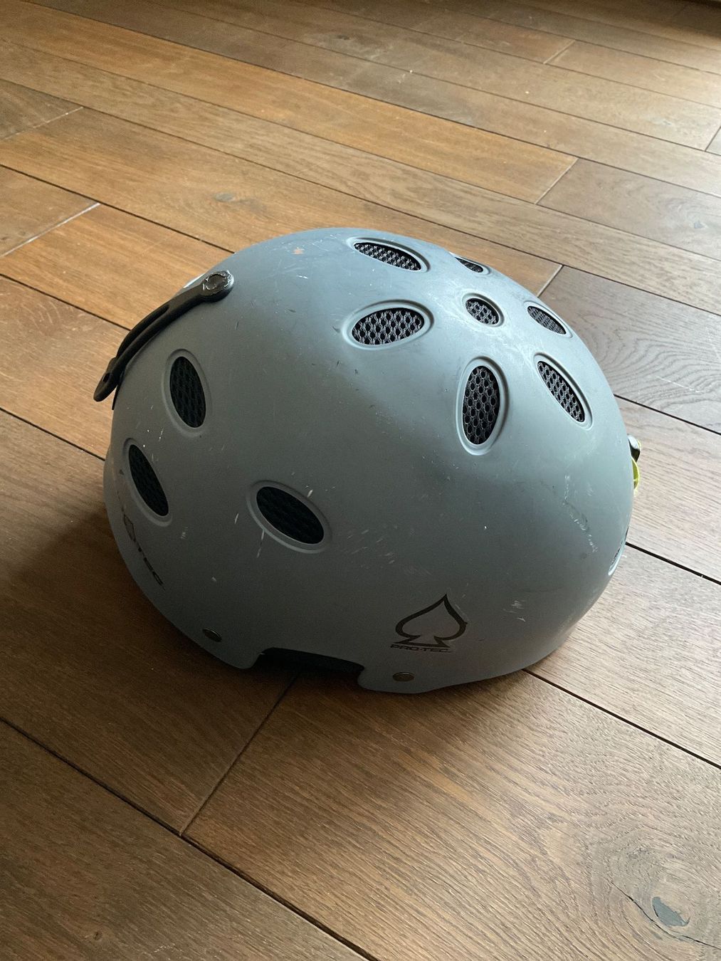 Caschi: Pro Tec Skihelm, für 10-14-jährige – Usato da Rapperswil SG venduto da Chriki0 1