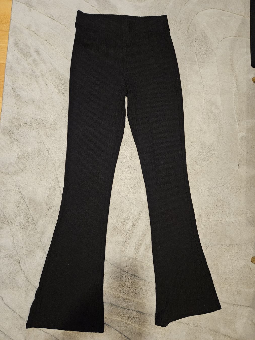 Tally Weijl Pantaloni: Tally Weijl flared Hose/Gr 40 – Usato da Baar venduto da BlackCat_13