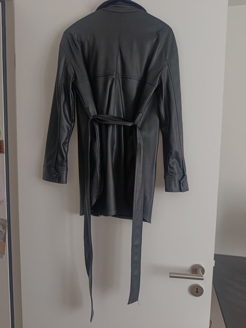 Zara Chemisiers: Bluse/Jacke in Lederoptik Gr. 34 – D'occasion à Dietikon par iksan 3