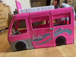 Barbie Camper mit Puppen mit Gebrauchsspuren