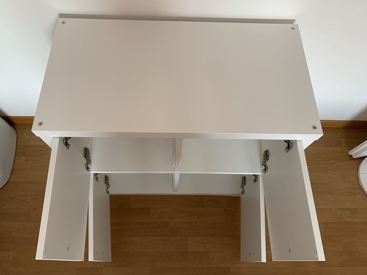 Cassettiere: Ikea Kallax 4er mit Türen – Usato da Zürich venduto da fab_6kwz 4
