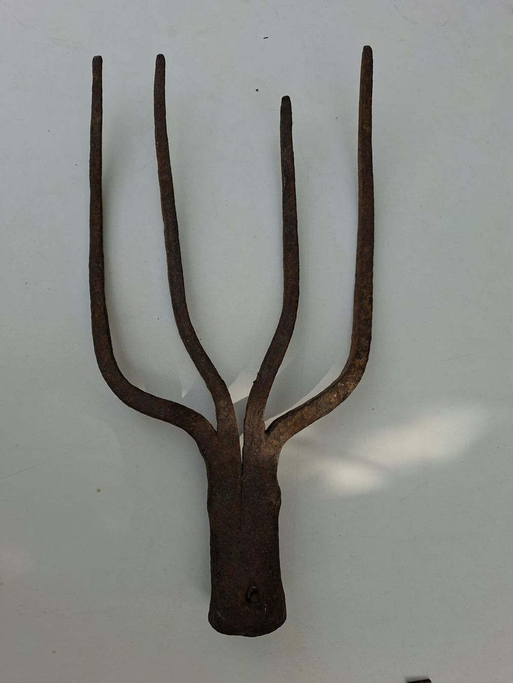 Tous les outils: Alte Handgeschmiedete Gabel – D'occasion à Trimbach par stillik
