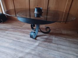 Couchtisch mit Wagenrad und Glasplatte Metall und Holz