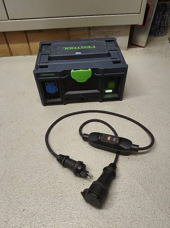 Festool Caricatori & Batterie: Festool SYS-PST 1500 CH Powerstation – Usato da Finstersee venduto da Besmer77