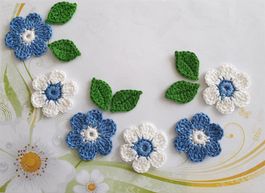6 Blumen + 6 Blätter gehäkelt (uncinetto, chrochet) 745
