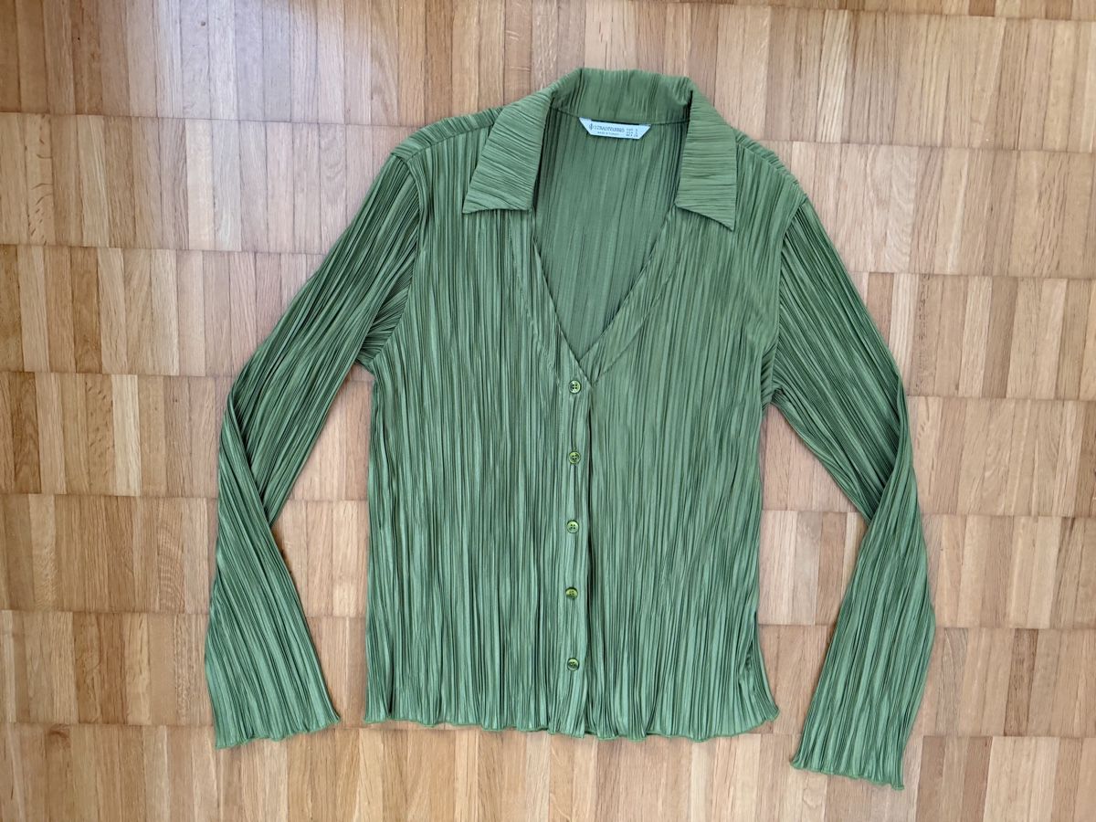 Stradivarius Camicette: Grüne Stradivarius Hemdbluse mit Falten, Grösse S – Usato da Jona venduto da Good_luck_ 2