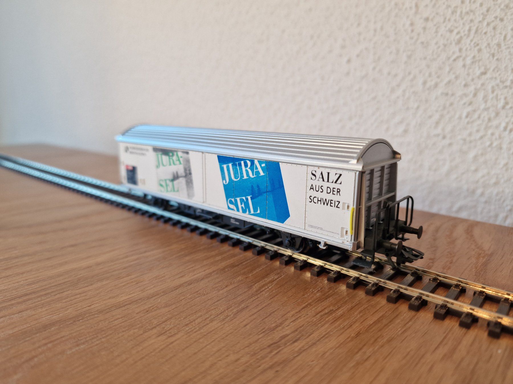 Märklin Modellini di ferrovie: SBB Jurasalz Güterwagen H0 – Usato da Matten b. Interlaken venduto da lor_hr9w 2