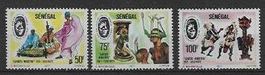 SÉNÉGAL 1977 Série Michel Nr. 626/28 neuf sans charnière **