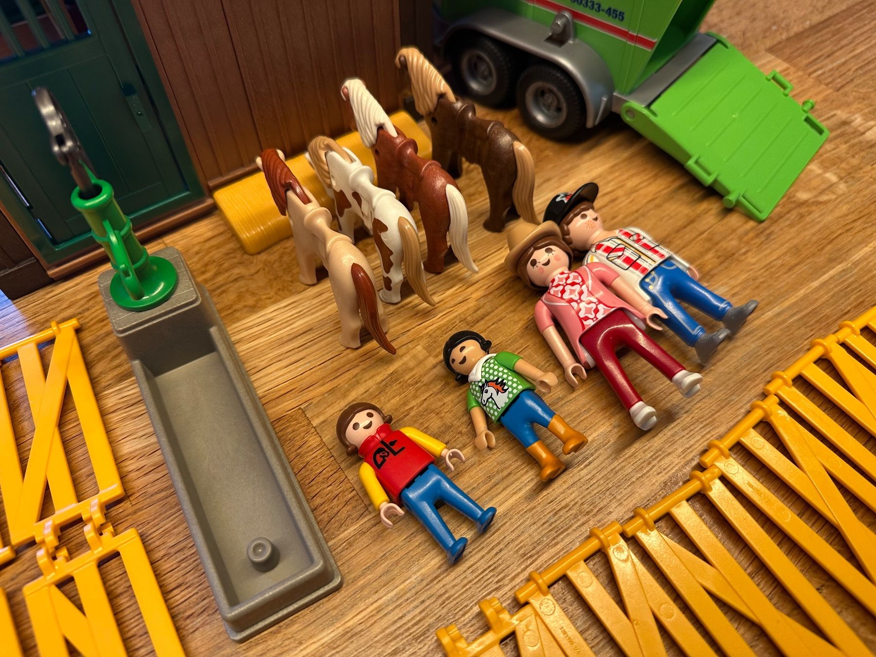 Playmobil Spielzeuge: Playmobil Bauernhof – Gebraucht aus Winkel von Tatanof 1