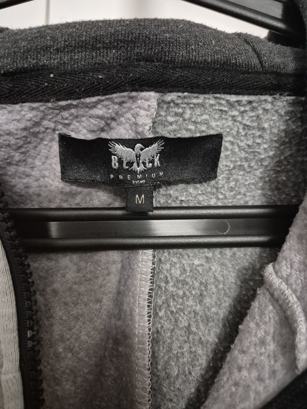 Maglioni & Felpe: Kapuzenpullover Gr. M – Usato da Richigen venduto da mon_lz67 2