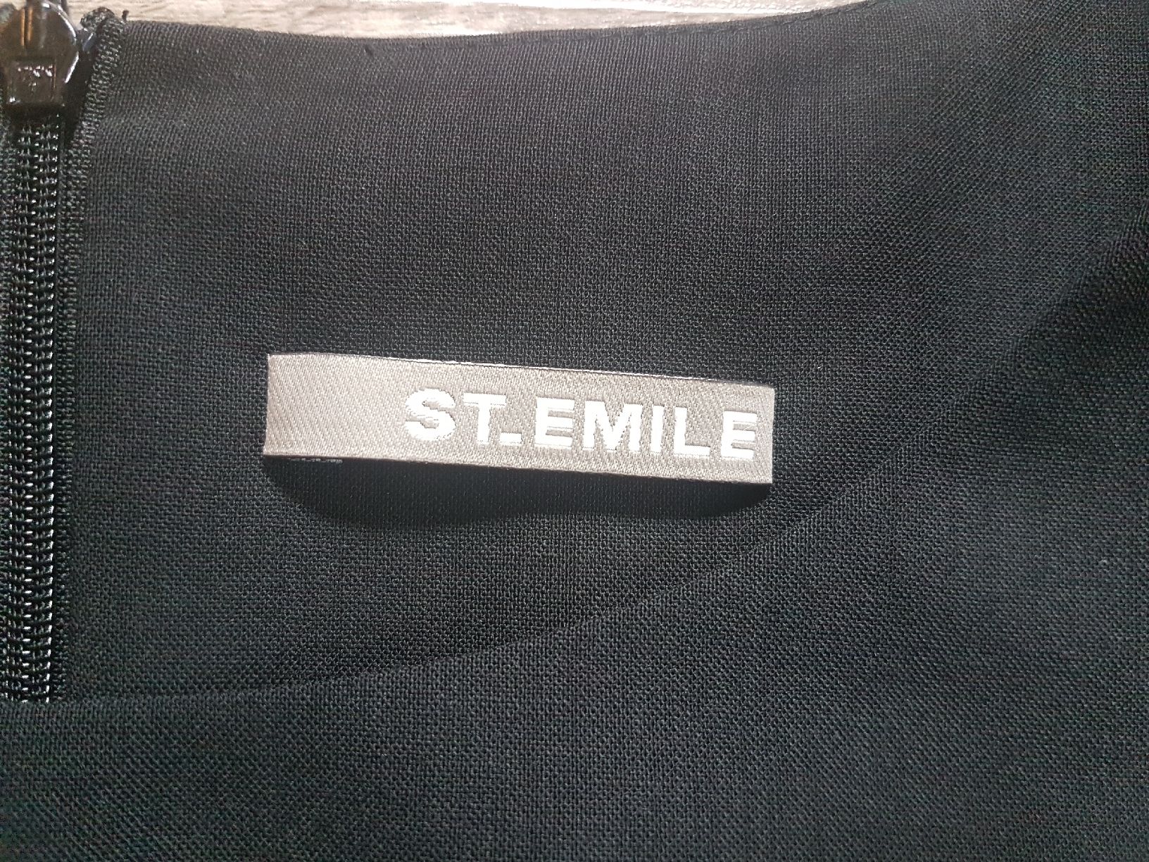 Vestiti: Kleid von St Emile Gr. 38 – Usato da Zürich venduto da flolo 3
