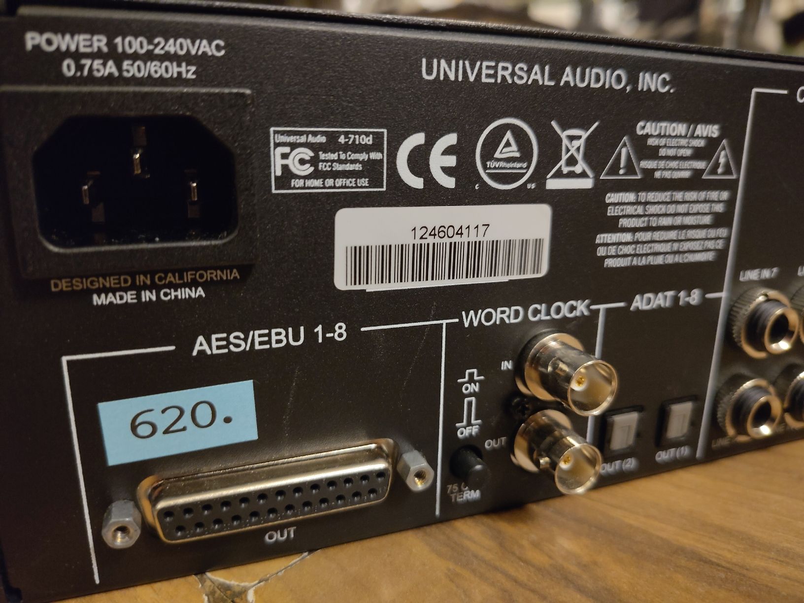 Amplificatori: Universal Audio 4-710d Mikrofonvorverstärker – Usato da Basel venduto da Loggae1 7