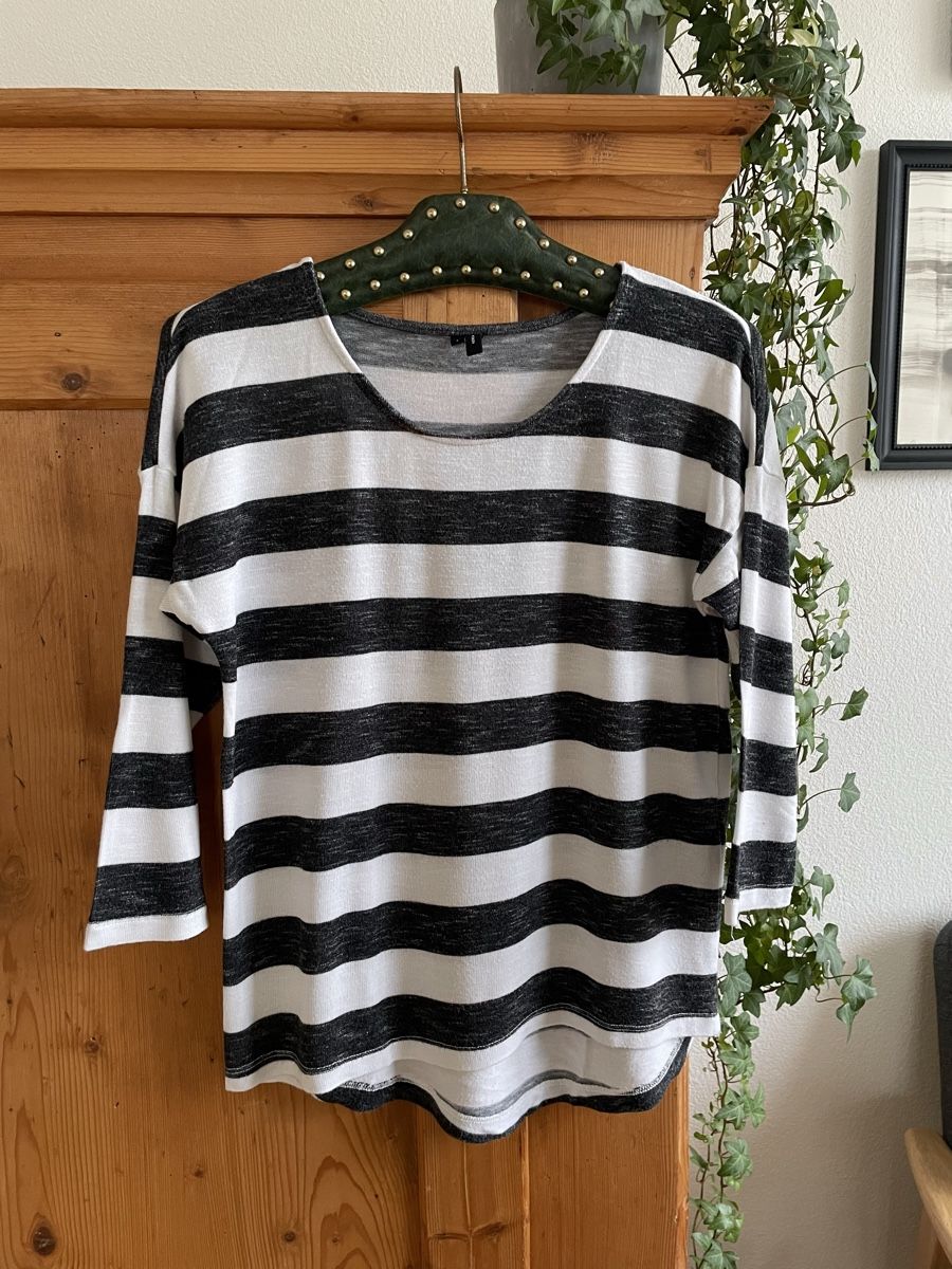 Maglioni & Felpe: Vero Moda | Pullover |  Gr. S | gestreift | schwarz/weiss – Usato da Zürich venduto da samira12382 1
