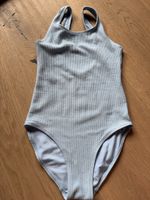 H&M Badeanzug hellblau Gr. 134/140
