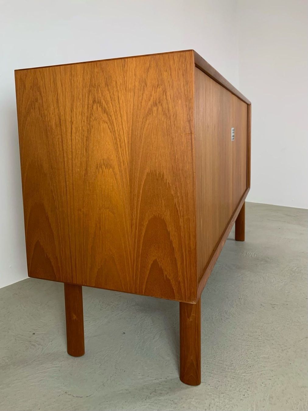 Cassettiere: MidCentury Teak Sideboard Arne Vodder – Usato da Basel venduto da MidMod20C 5