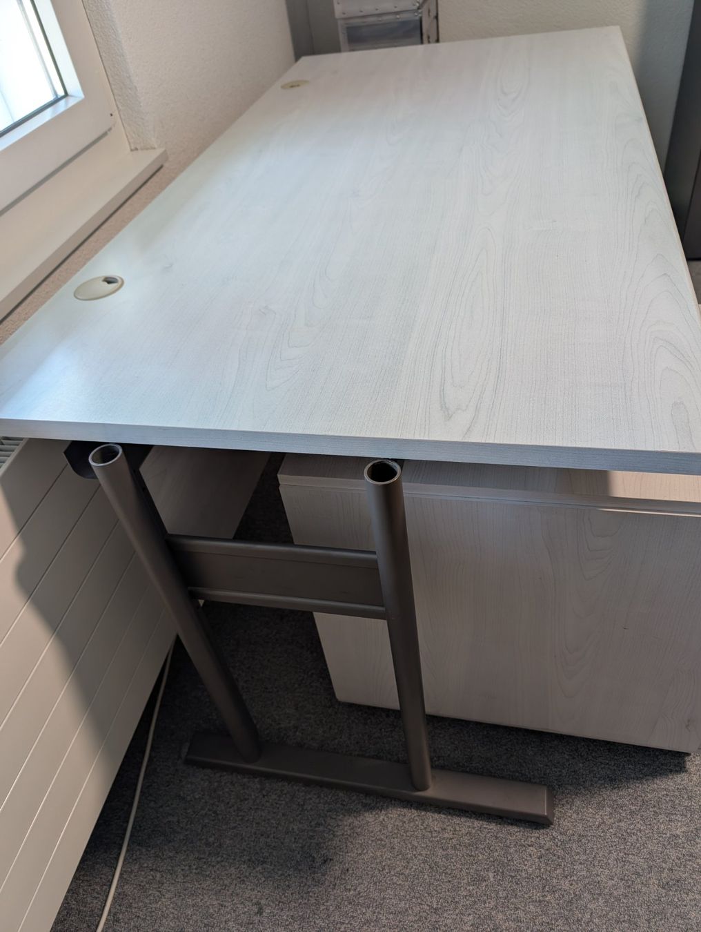 Bureaux: Bürotisch robust 160cm x 80cm – D'occasion à Bremgarten b. Bern par qualivendor 1