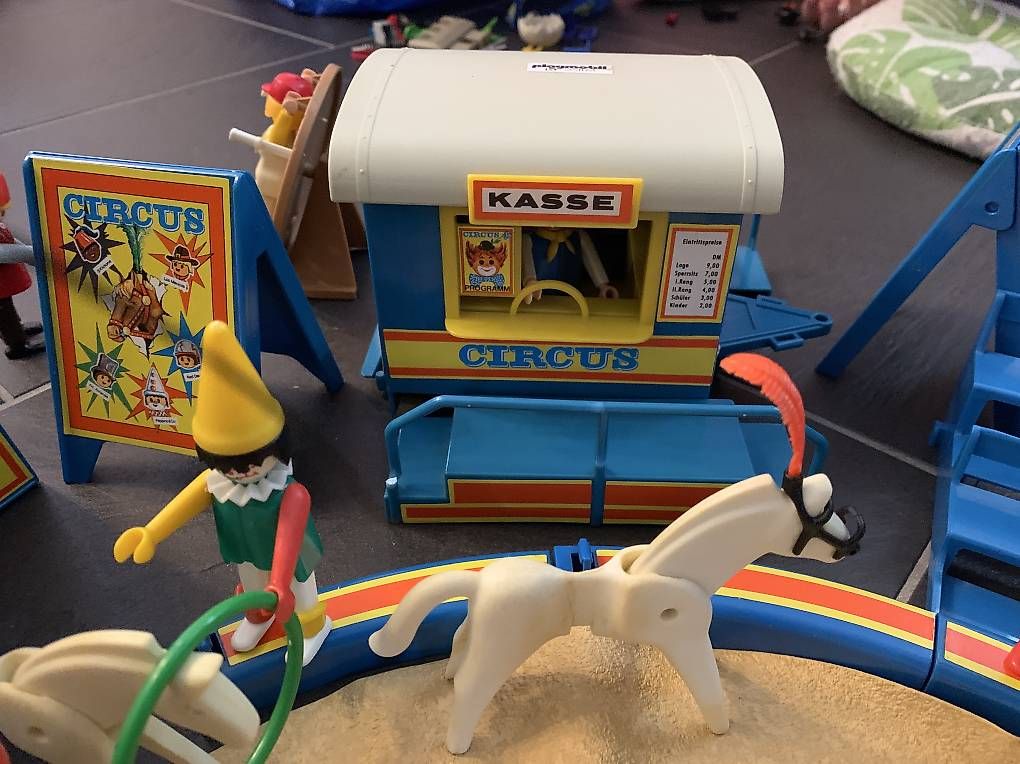 Playmobil Giocattoli: Playmobil riesen Zirkusset – Usato da Bättwil venduto da ulr_gtc9 3