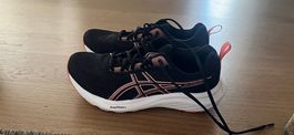 Laufschuhe Gr. 39