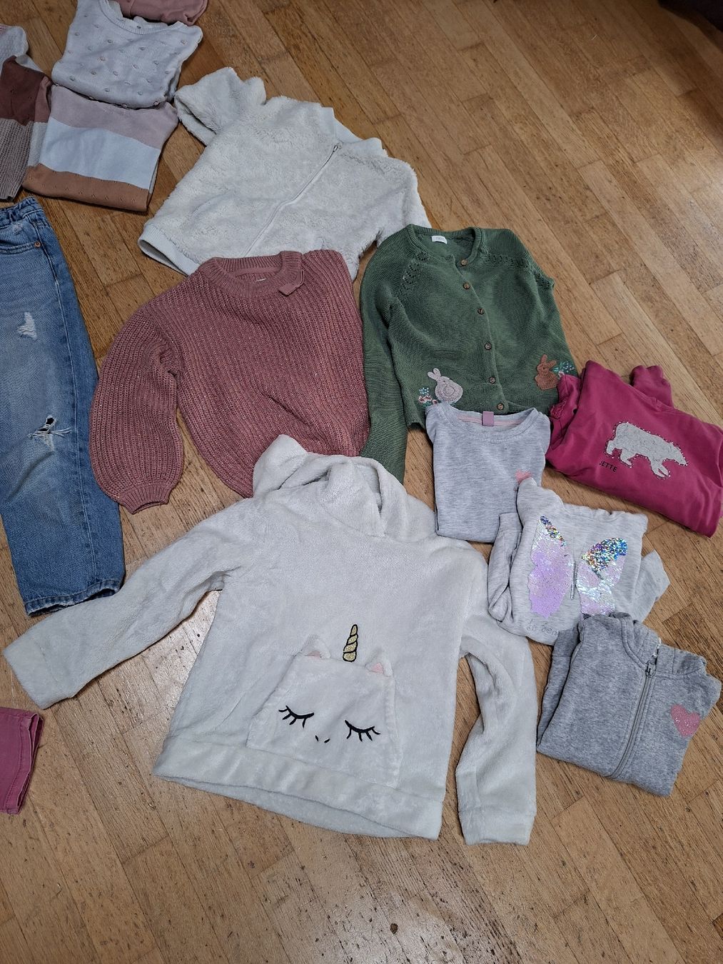 Lotti & Set di vestiti: Kleiderpaket Gr 122 – Usato da Beinwil am See venduto da AndSom 3