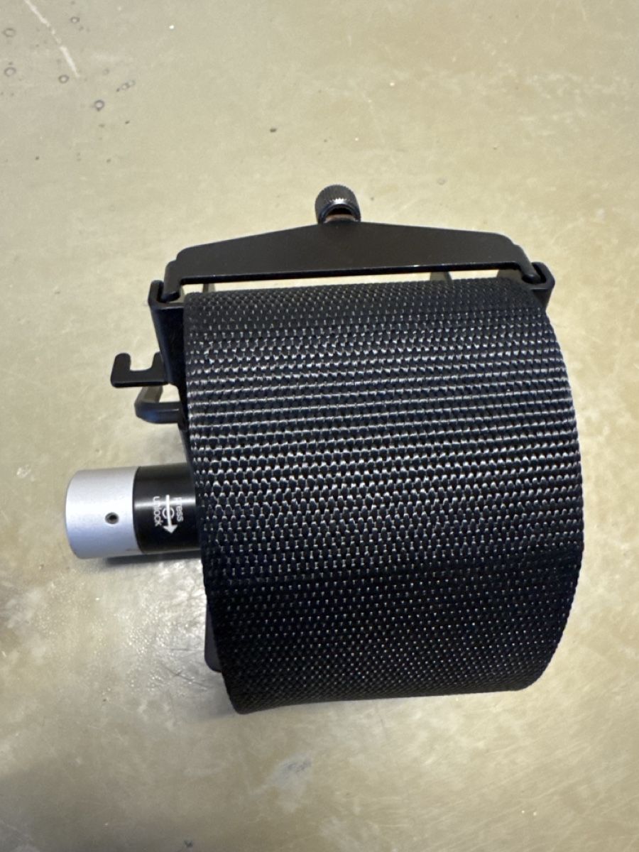 Supporti a parete: USM Haller CPU Halter für Kitos M – Usato da Rüti ZH venduto da ZdieKralle 1