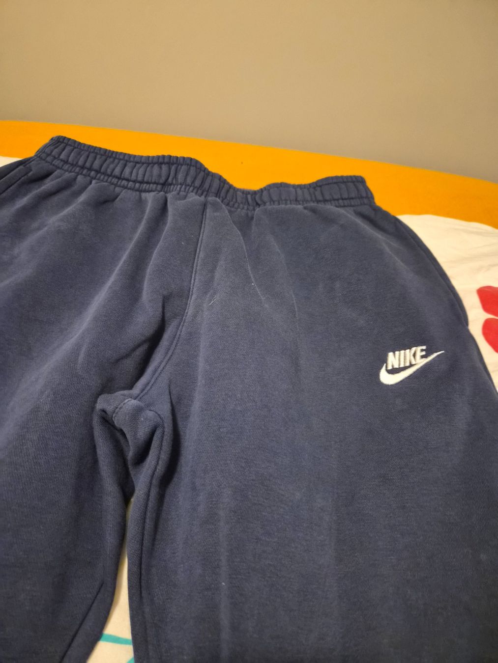 Nike Pantalons: Trainerhose  Nike gr M – D'occasion à Dietikon par Eleda 1