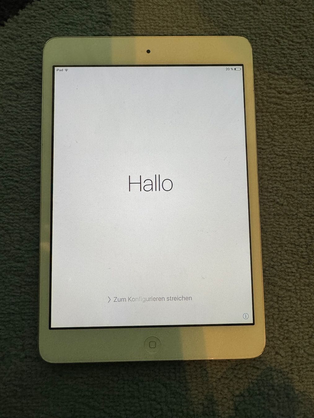 Tablet PC: iPad mini – Defekt aus Adliswil von Busys