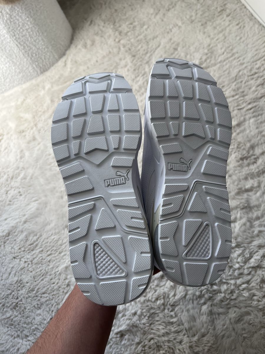 Puma Scarpe da uomo: Baskets Puma blanches, parfaites pour le printemps Taille 42 – Nuovo e nell'imballaggio originale da Urtenen-Schönbühl venduto da Big.sanad 4