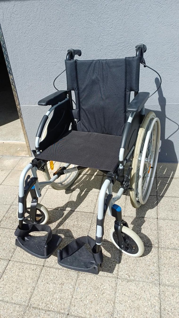 Sedie a rotelle: Rollstuhl – Usato da Luzern venduto da ahha 1