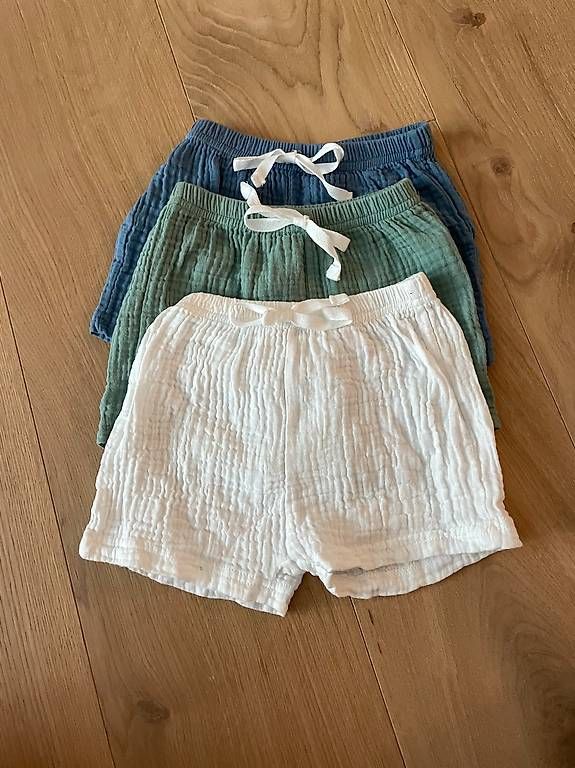 Hosen: Set Sommershorts 6-9 Monate – Gebraucht aus Baden von va_leria