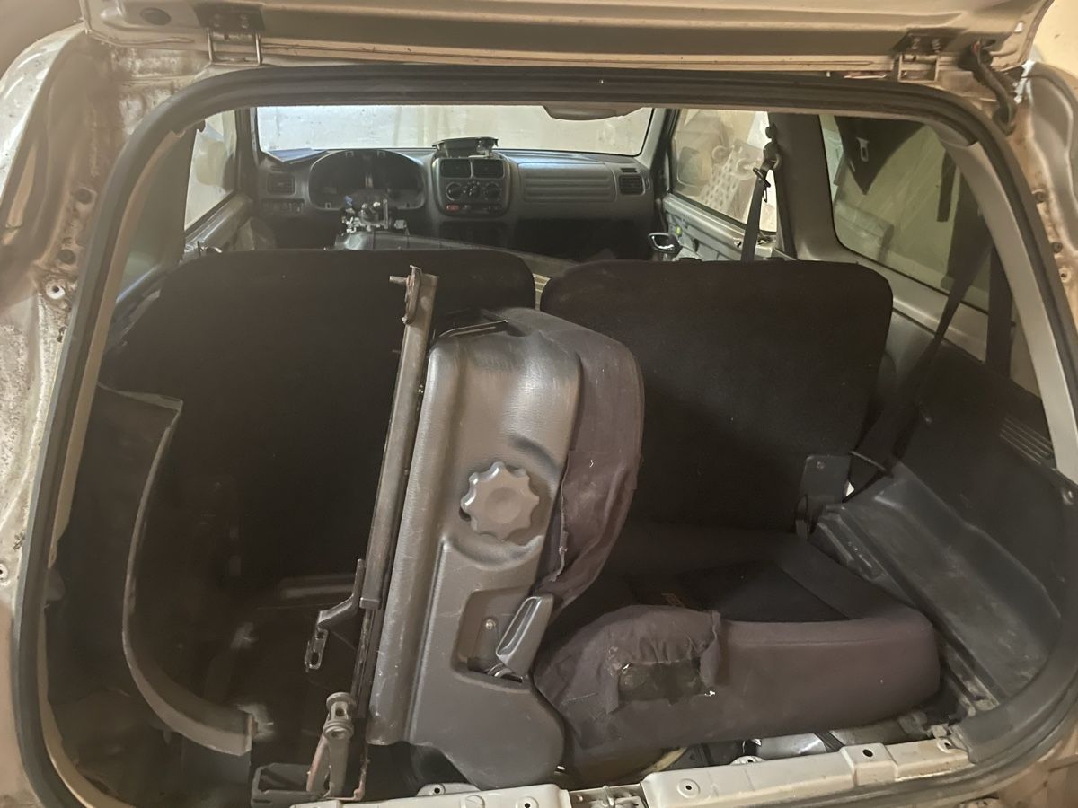 Suzuki Autos: Suzuki Ignis Sport Teilespender – Défectueux à Sax par 17u_lq8l 2