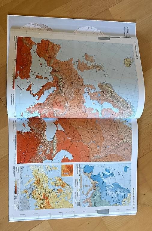 Livres: Schweizer Weltatlas – D'occasion à Effretikon par sam_6s56 1
