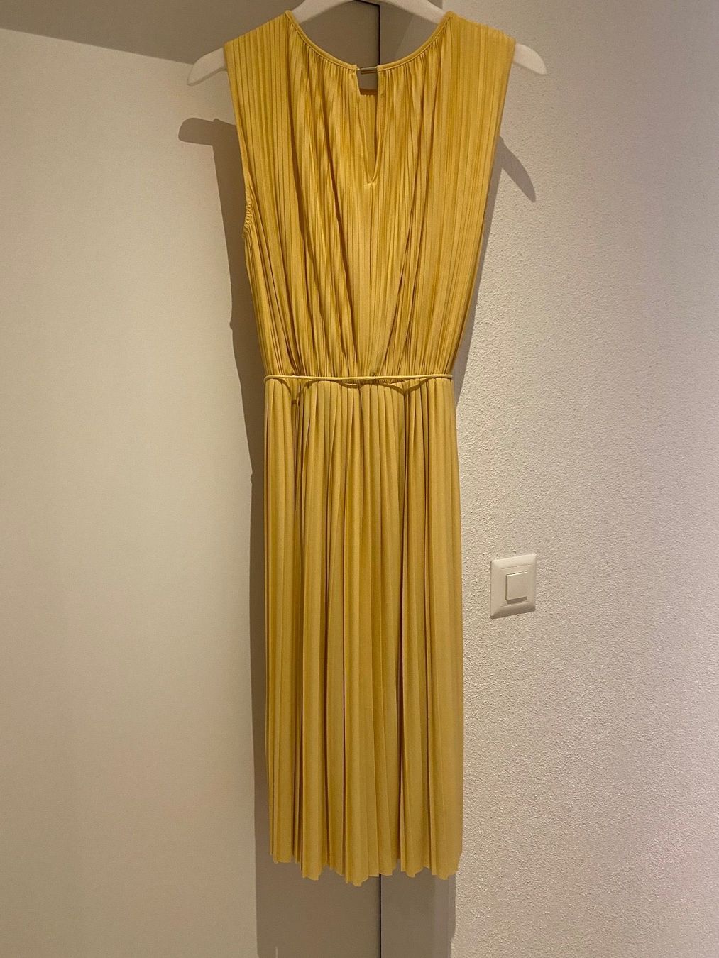 H&M Vestiti: Kleid pastellgelb S – Usato da Dachsen venduto da Jay_3 1