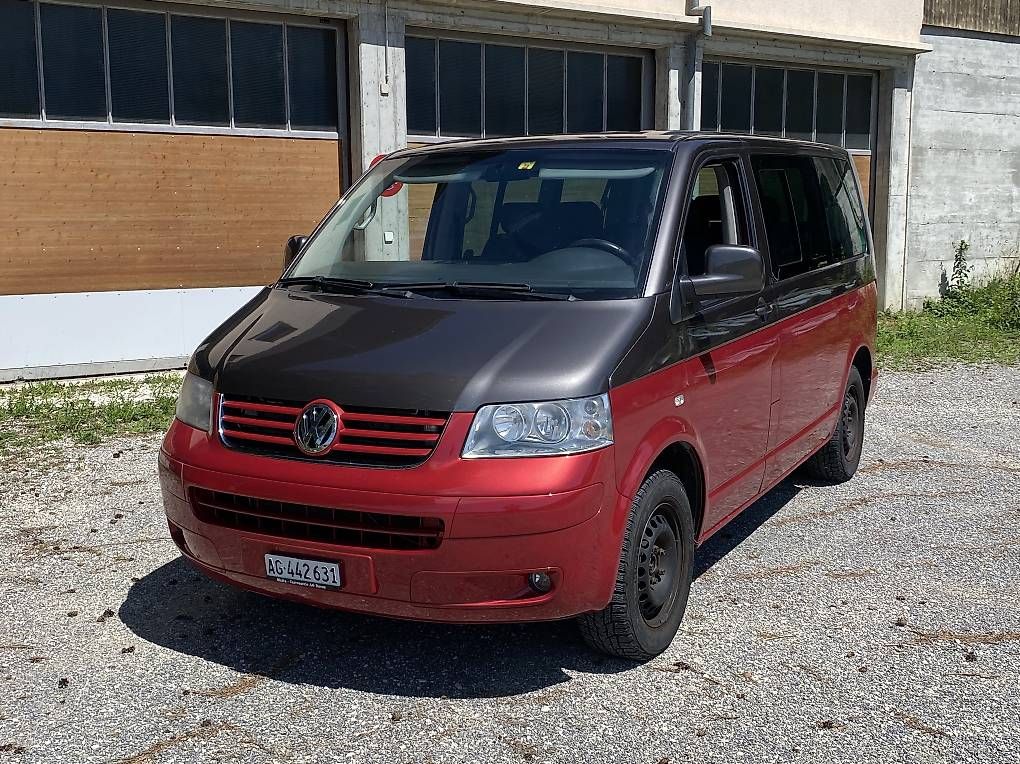 VW Automobili: VW T5 Caravelle BICOLOR 2.5 TDI – Usato da Oftringen venduto da Boxerbravo 1