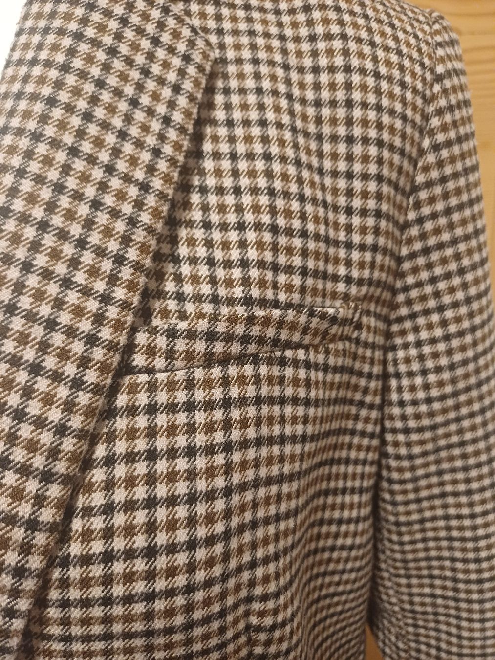 H&M Vestes: Blazer Hahnentrittmuster Gr 36 – D'occasion à La Punt Chamues-ch par Aniram87 1