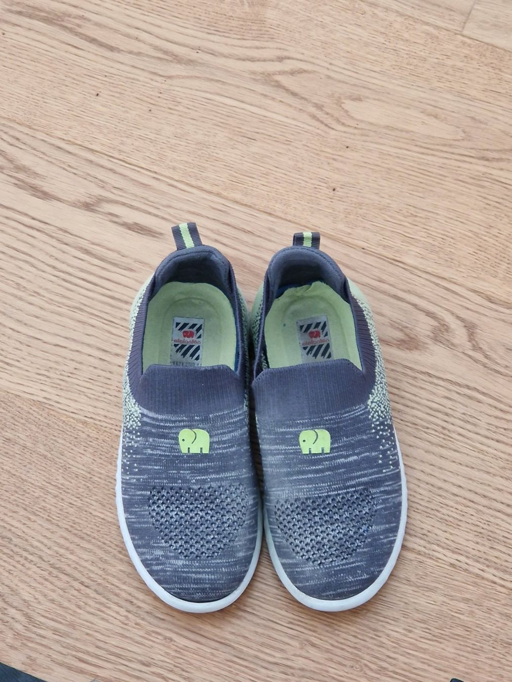 Elefanten Chaussures hommes: Finken Elefanten Gr. 33 – D'occasion à Davos-Dorf par Bpelikan