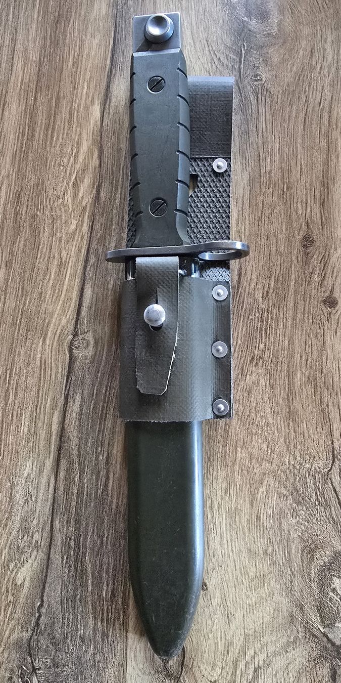 Schweizer Armee Armi bianche: Bajonett 90er/Wenger – Usato da Burgistein venduto da maia13 1
