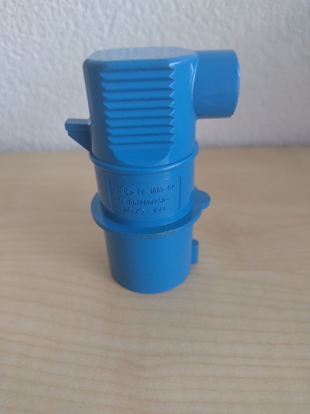 Stecker: CEE Stecker 16A 3-polig, blau – Gebraucht aus Wangen SZ von scherpa1