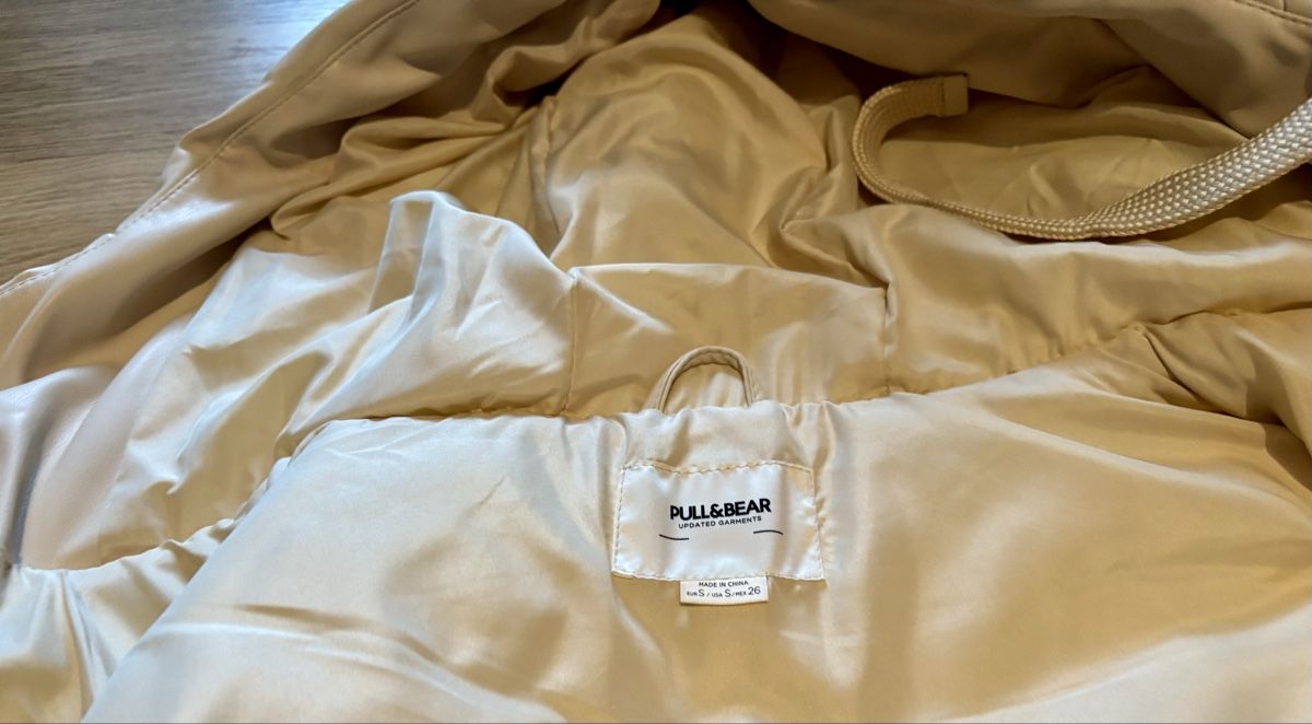Pull&Bear Gilets & Westen: Pull&Bear Steppweste in Lederoptik – Gebraucht aus Baden von Tiffany6878 6