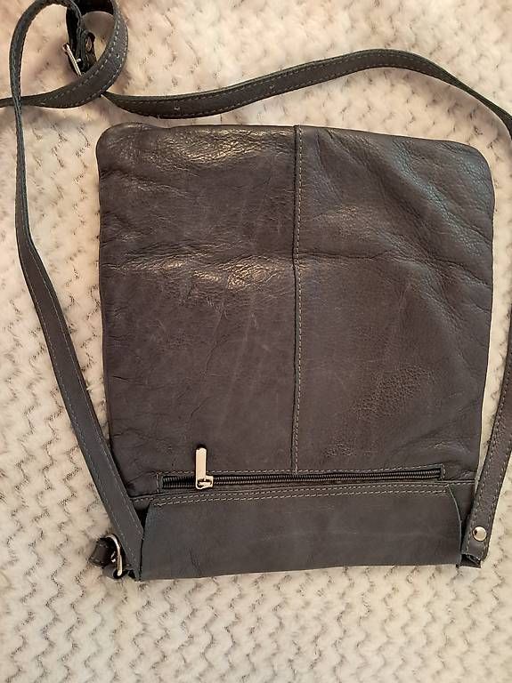 Sacs: Tablettasche aus Leder  – D'occasion à Basel par len_t965 3