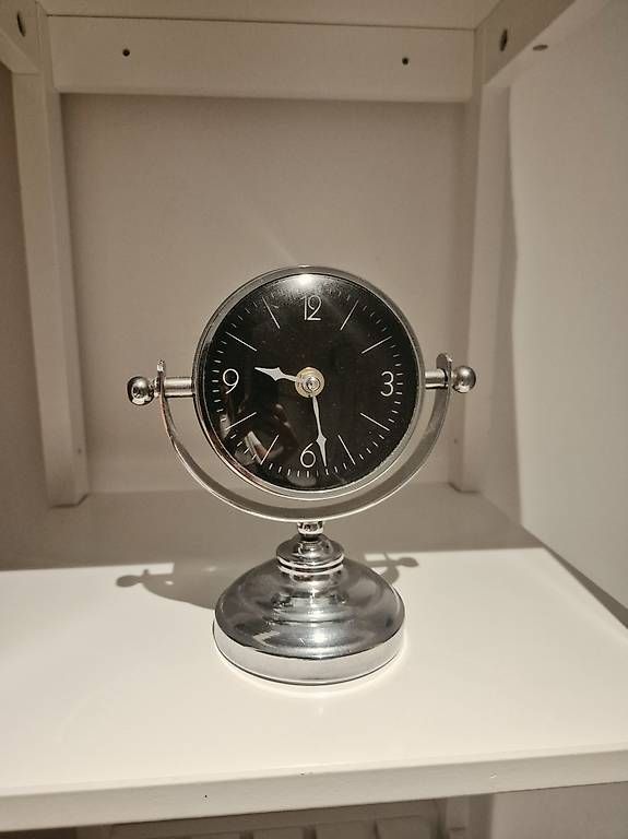 Sveglie: Tischuhr / Tischwecker  silber  klappbar – Usato da Sarnen venduto da AndreaE. 3